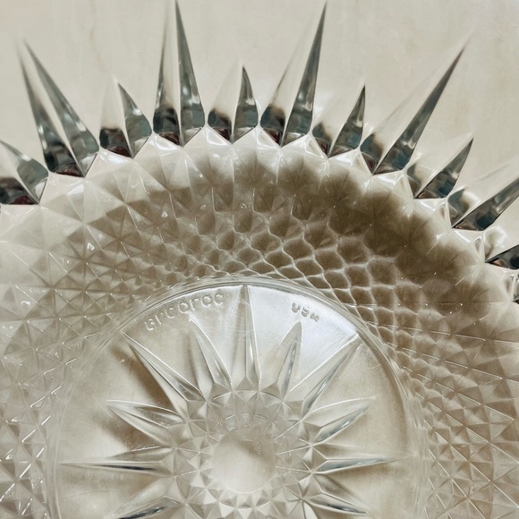 Vintage Arcoroc USA Clear Glass Diamond Starburst Salad/Fruit Serving Bowl 9” - Picture 5 of 5